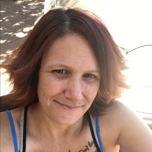 Meet your Posher, April